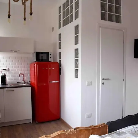 Pop Art House Near Venice לינה וארוחת בוקר